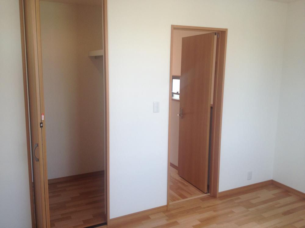 Non-living room. House with a storage convenient walk-in closet