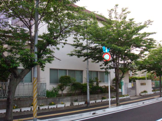 kindergarten ・ Nursery. Fukiage school kindergarten (kindergarten ・ 410m to the nursery)