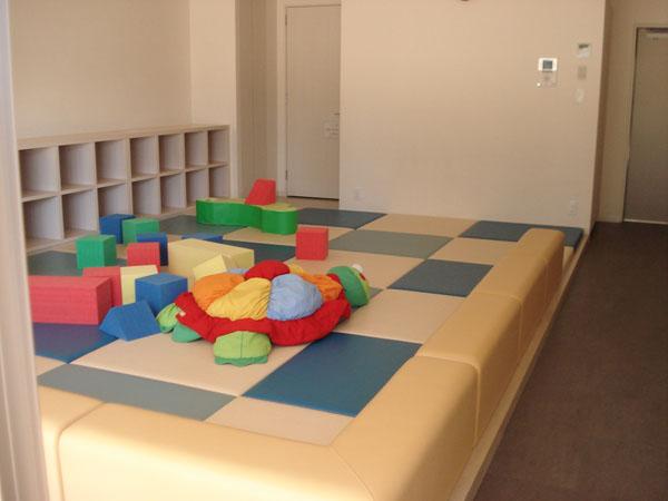 Other common areas. Also play with confidence Kids Room small children of soft cushion floor!