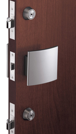 Security.  [Dimple key of peace of mind] Thumb turning measures tablet and sickle dead lock, It has extended the front door of the safety double lock. (Photo double lock / Same specifications)