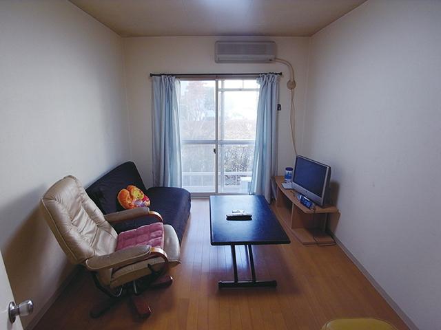 Non-living room. 1 Kaiyoshitsu