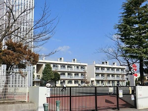 Primary school. 350m to Urayasu Northern Elementary School