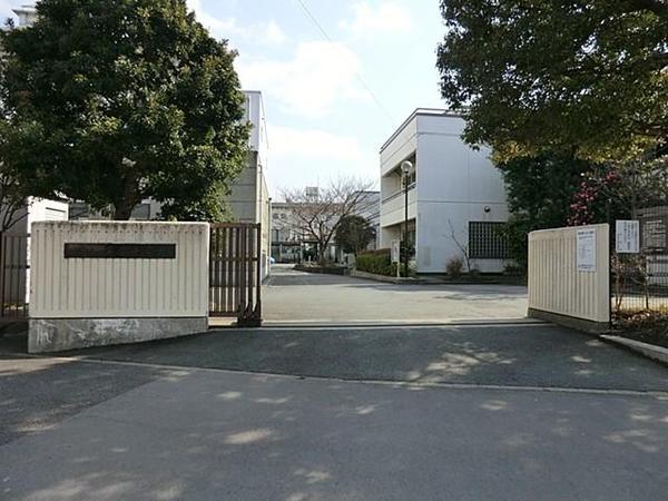 Junior high school. 1340m to Urayasu Urayasu junior high school