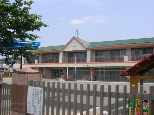 kindergarten ・ Nursery. Minori nursery school (kindergarten ・ 560m to the nursery)