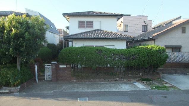 Local land photo. It is a quiet residential area