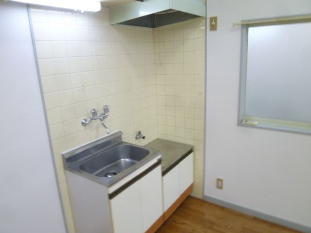 Kitchen. kitchen, Two-burner stove can be installed