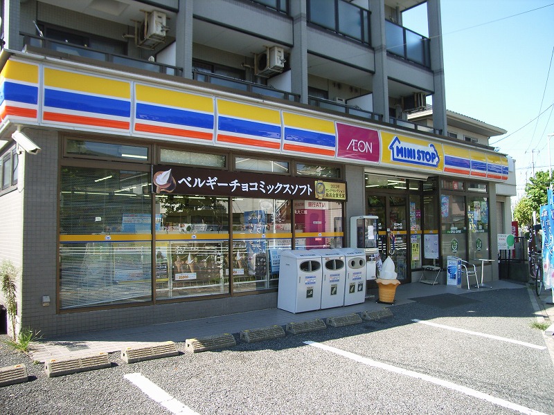 Convenience store. MINISTOP Horie 4-chome up (convenience store) 413m