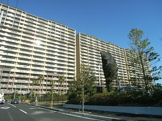 Local appearance photo. The building liquefaction measures already at the time of new construction (sand compaction pile method)