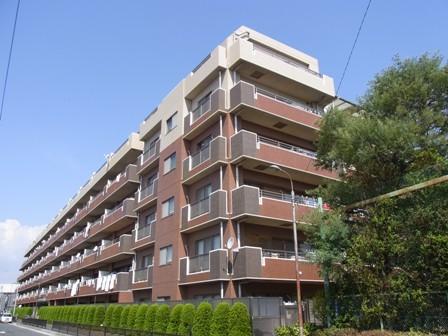 Local appearance photo. February 2002 Built. Mechanical parking 100% installation.