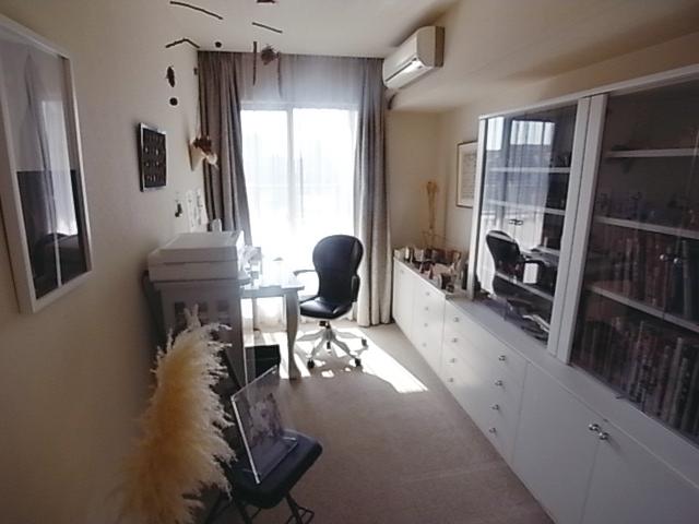 Non-living room. Western style room