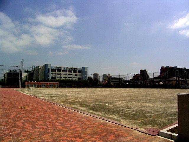 Primary school. 390m to Urayasu Takas North Elementary School