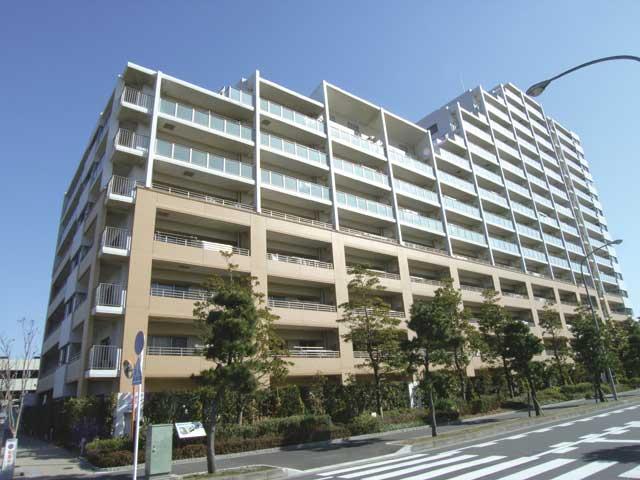 Local appearance photo. Large-scale apartment shared facilities enhancement