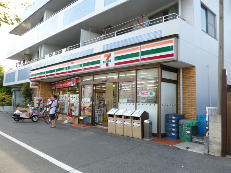 Convenience store. Seven-Eleven Urayasu Horie 6-chome up (convenience store) 270m
