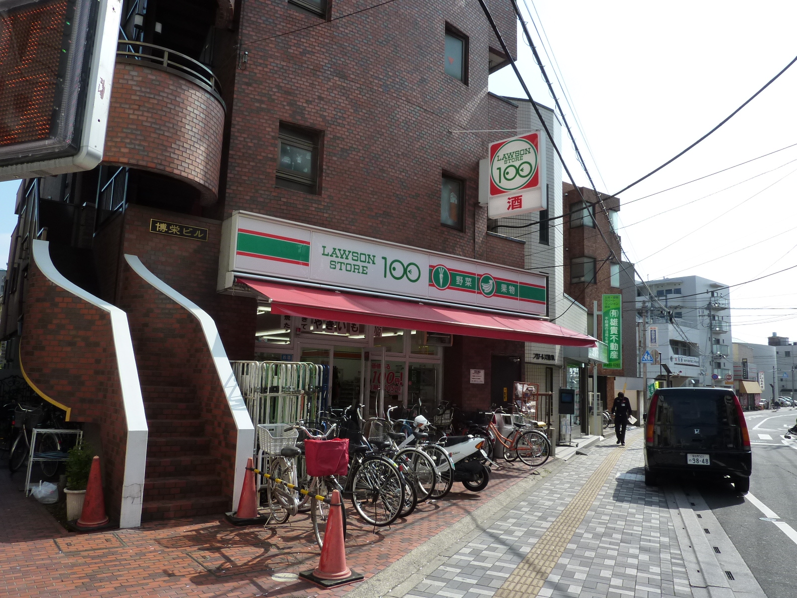 Convenience store. STORE100 Urayasu south exit shop until the (convenience store) 168m