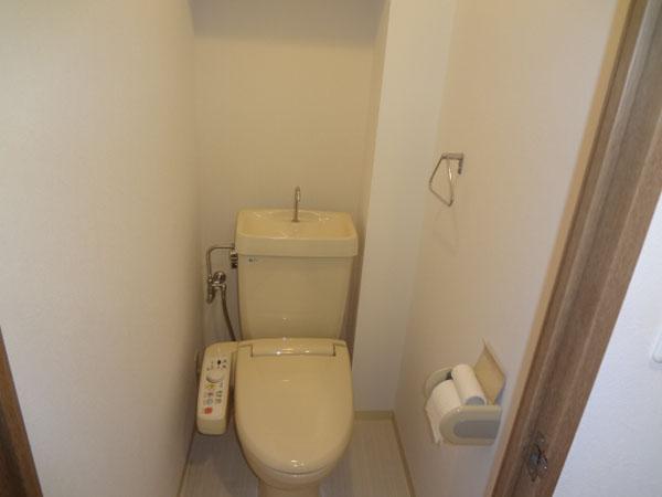 Toilet. Washlet toilet Heisei just 25 years July CF re-covering!