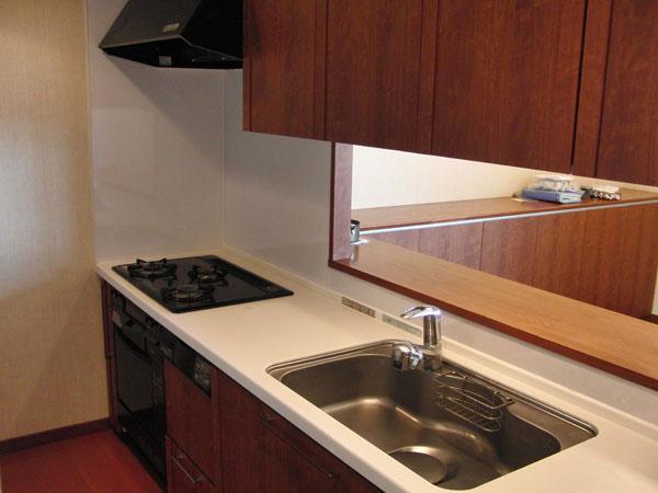 Kitchen. Kitchens, Dishwasher ・ Konbekku ・ Support the housework of the wife in the water purifier equipped