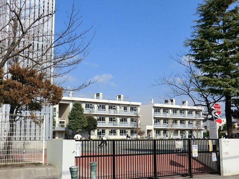 Primary school. 380m to the north elementary school