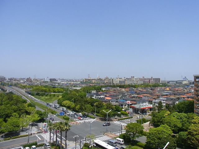 View photos from the dwelling unit. View from local (May 2013) Shooting