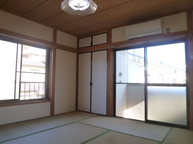 Living and room. Japanese-style room, Western-style can be changed.