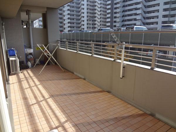 Balcony. Spacious balcony of depth 2.5m There is also a slop sink, This is useful in cleaning and garden training!