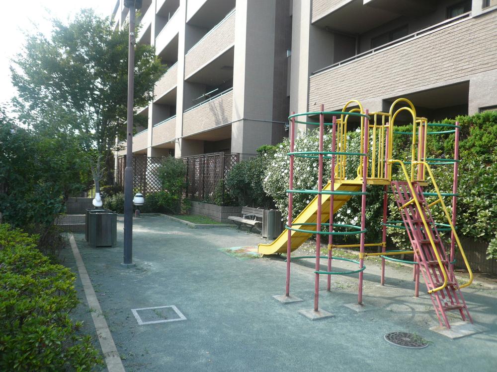 Other. Park adjacent to the Mansion (2013 July shooting)