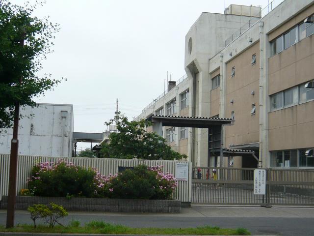 Other. Irifune Minami Elementary School 720m