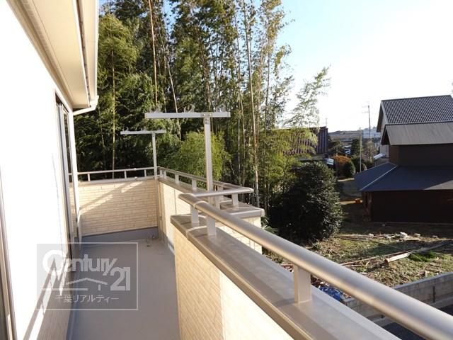 Balcony. 1 Building a balcony