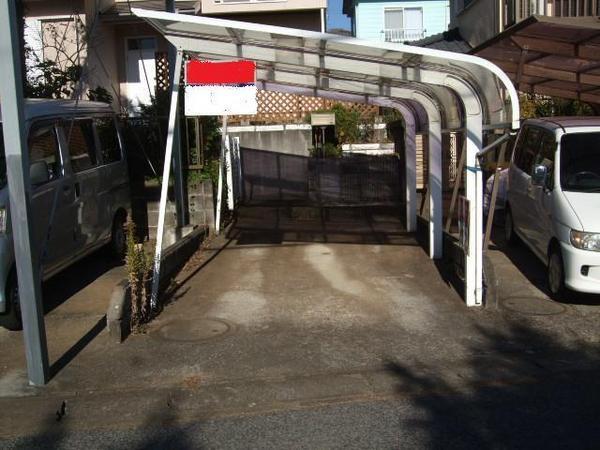 Parking lot