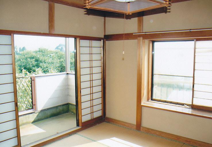 Other introspection. 8 quires of Japanese-style room of calm atmosphere