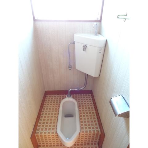 Toilet