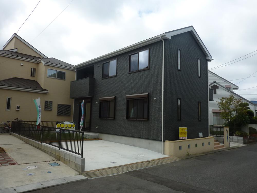 Local appearance photo. Local (10 May 2013) Shooting