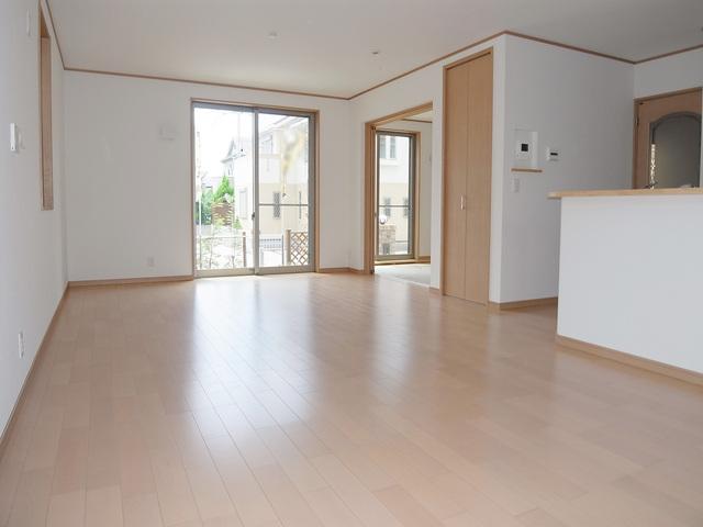 Living. LDK about 19.1 Pledge