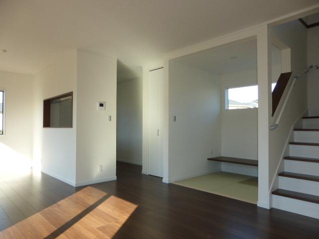 Living. Local (12 May 2013) Shooting