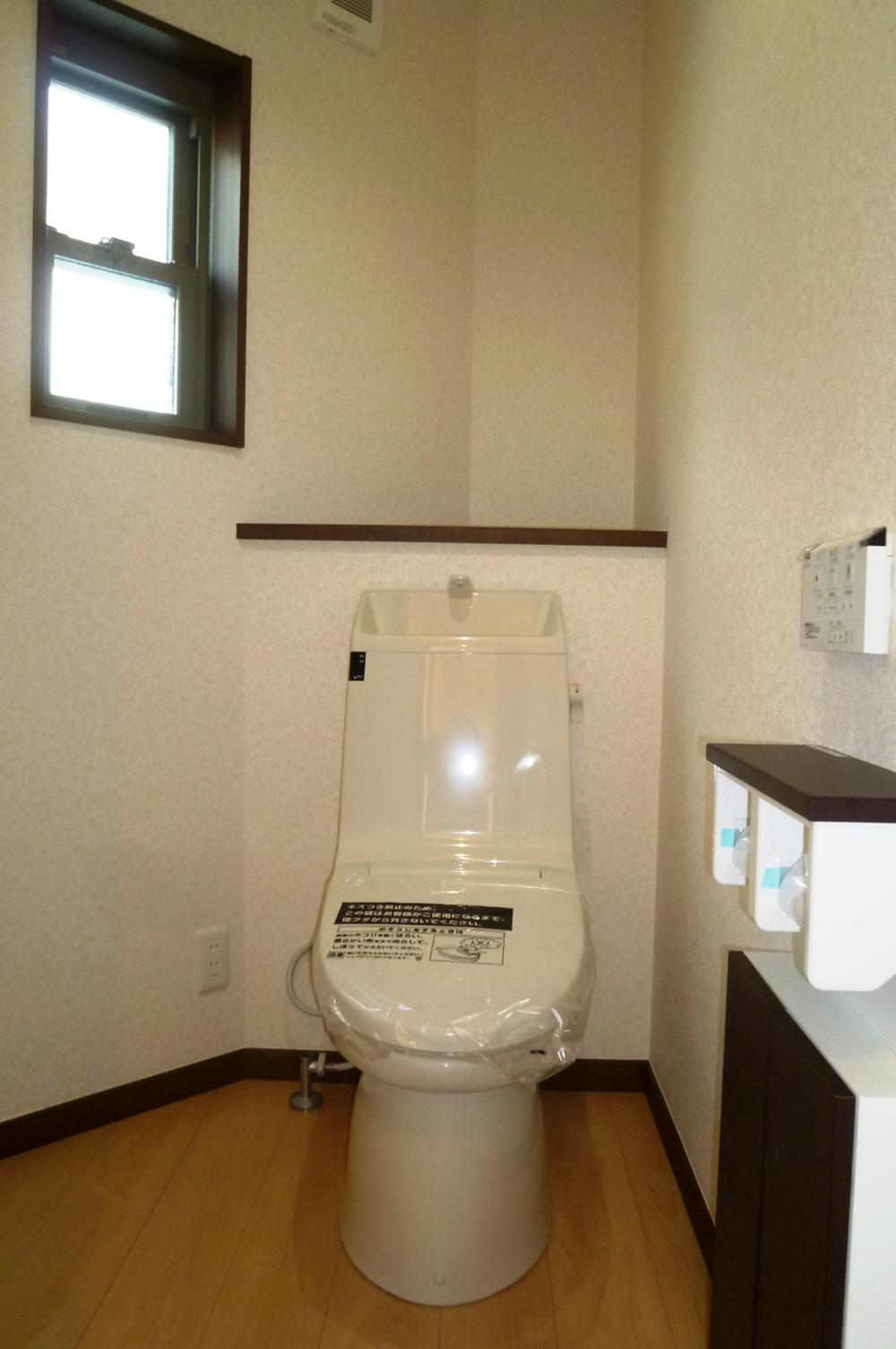 Toilet. Second floor toilet (November 2013) Shooting