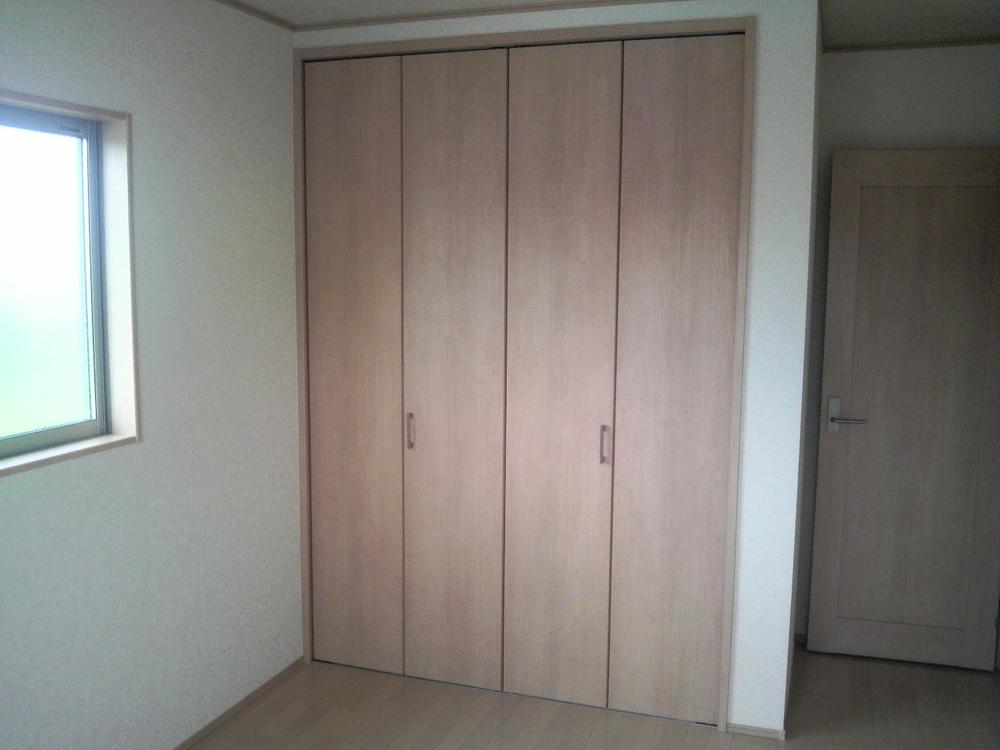 Same specifications photos (Other introspection). Same specifications