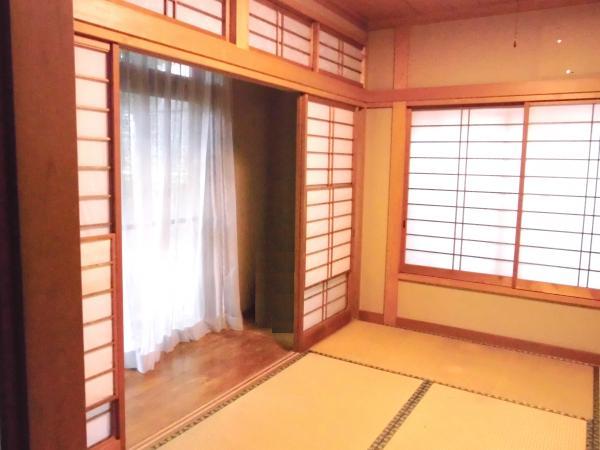 Non-living room. Since there is Hiroen, Spacious Japanese-style room! Shoji, Yukimi shoji,