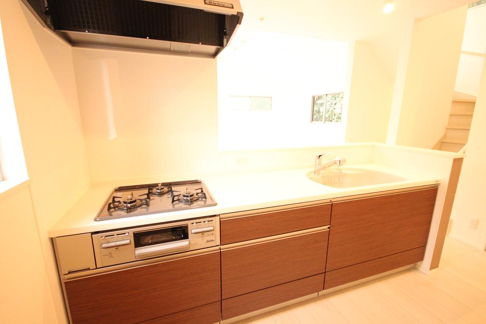 Kitchen. Wood warmth some counter kitchen