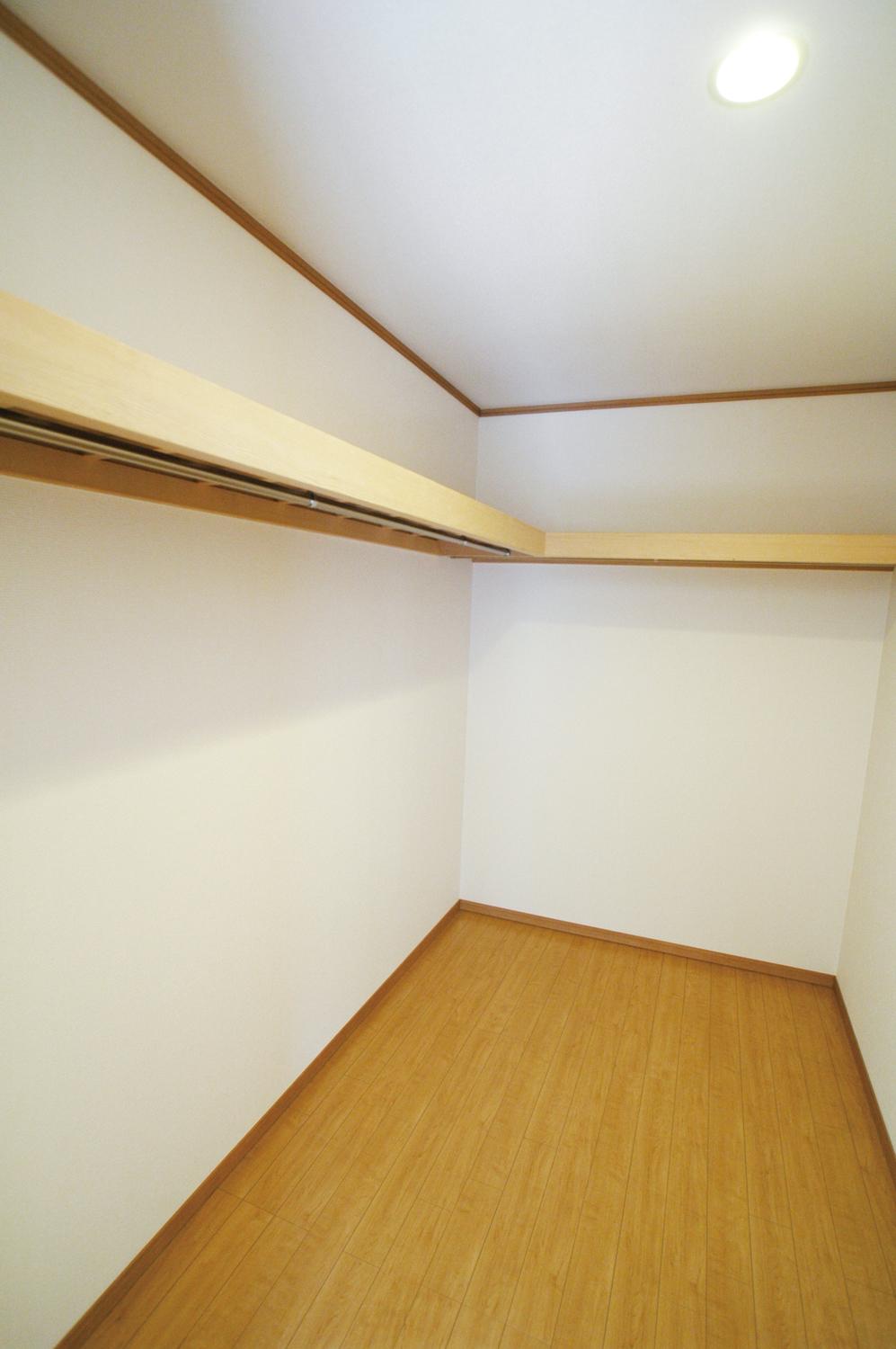 Receipt. It is also equipped with a walk-in closet, It can store plenty.