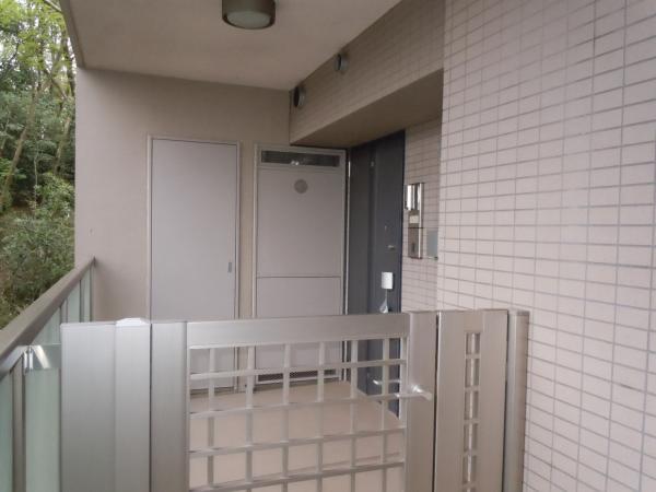 Other local. With gate