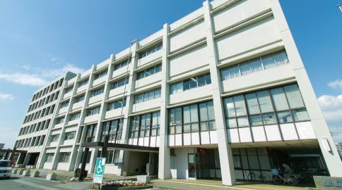 Government office. Yachiyo 1260m to city hall