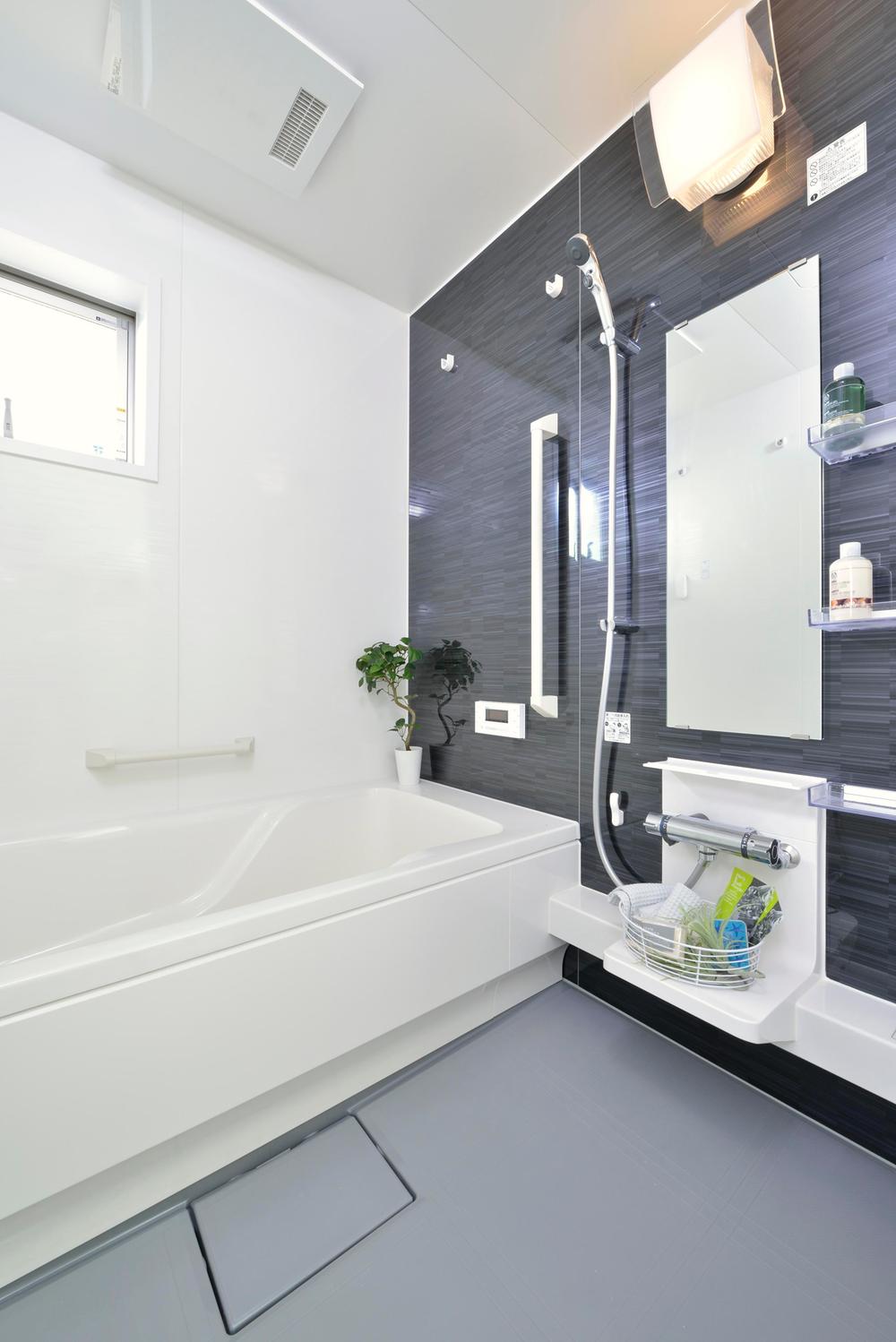 Bathroom.  ■ Bathroom <model building> (September 2013) Shooting