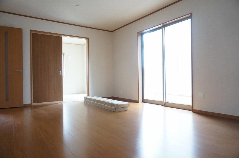 Living. 2013 October shooting