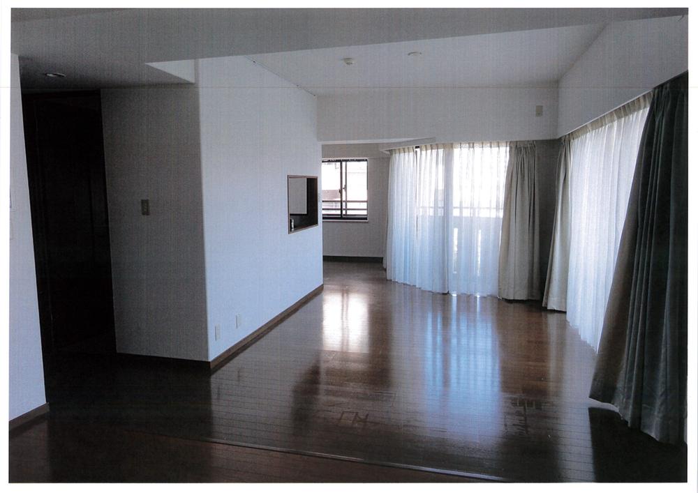 Living. Indoor (September 2013) Shooting