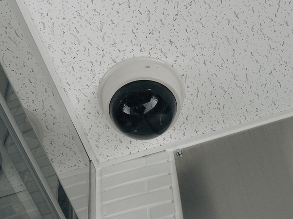Security.  [surveillance camera] Entrance Hall and elevators, Parking, etc., Installed security cameras in common areas. We monitored 24 hours a day, 365 days a year the automatic recording. (Same specifications)