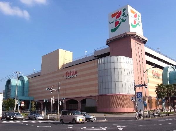 Other Environmental Photo. 800m to Flour Garden Flour Garden 800m walk 10 minutes