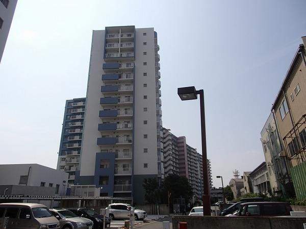 Local appearance photo. Local (12 May 2013) Shooting