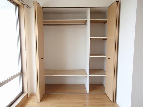 Receipt. Local (12 May 2013) Shooting