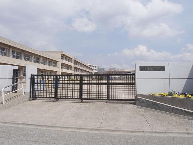 Primary school. Yachiyo City 50m until the new Kido elementary school Yachiyo City new Kido elementary school 50m walk 1 minute
