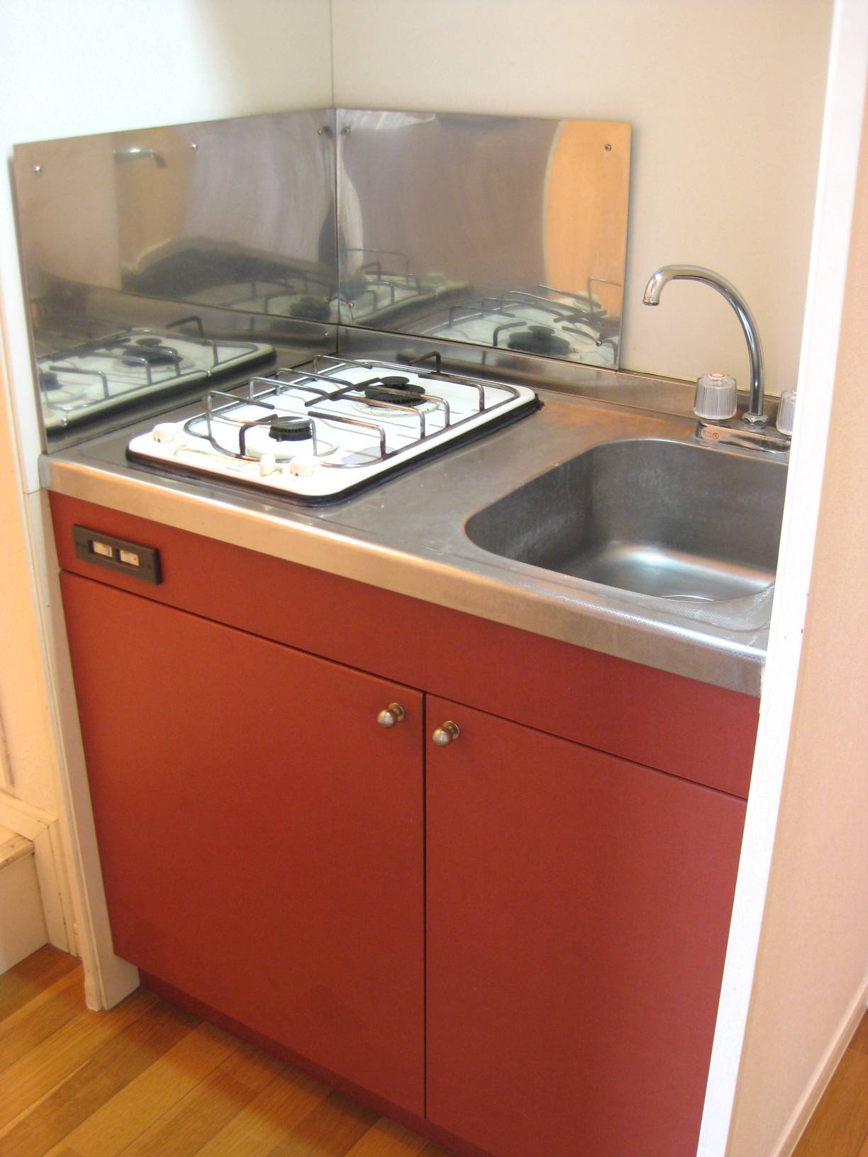 Kitchen. Easy-to-use is a compact kitchen