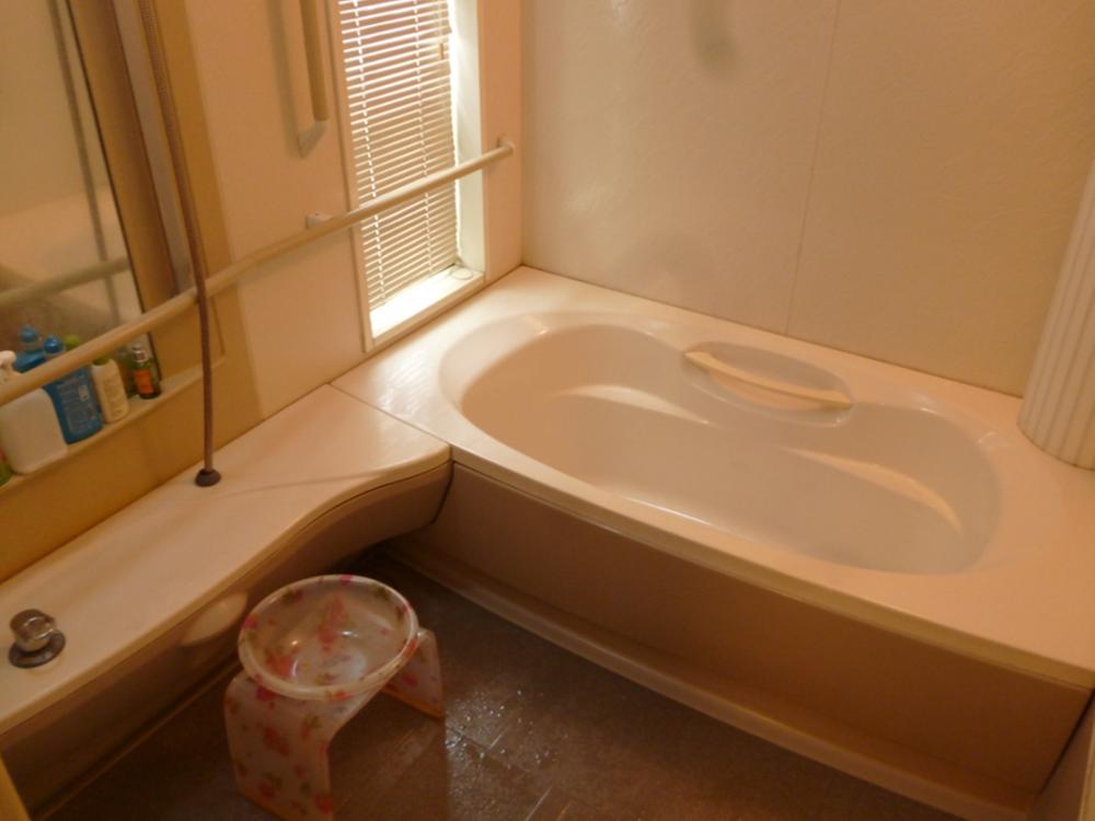 Bathroom. Relaxing bath time with 1.25 square meters of bathroom